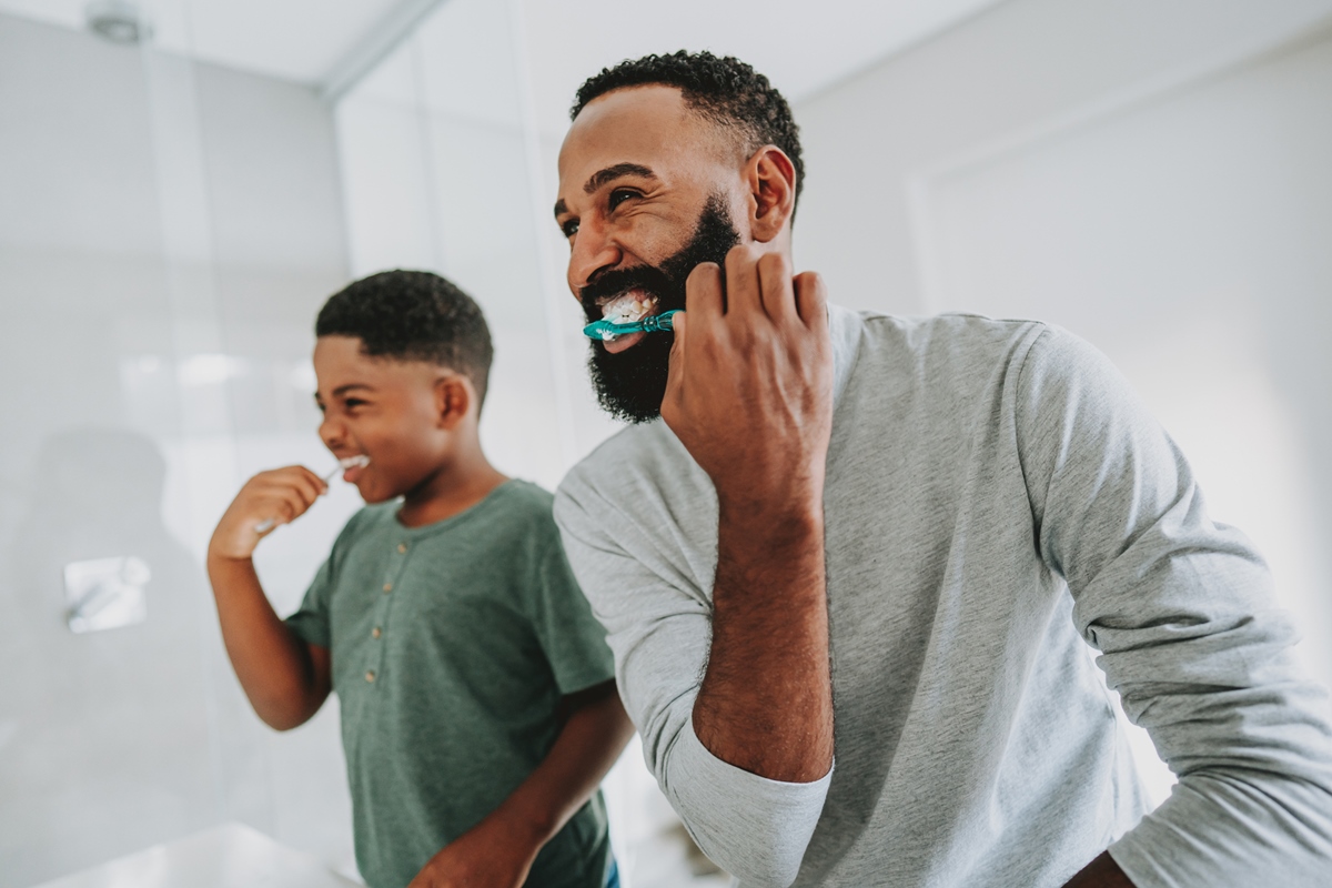 Saúde Bucal Infantil: Quando e Como Ensinar Crianças a Escovar os Dentes