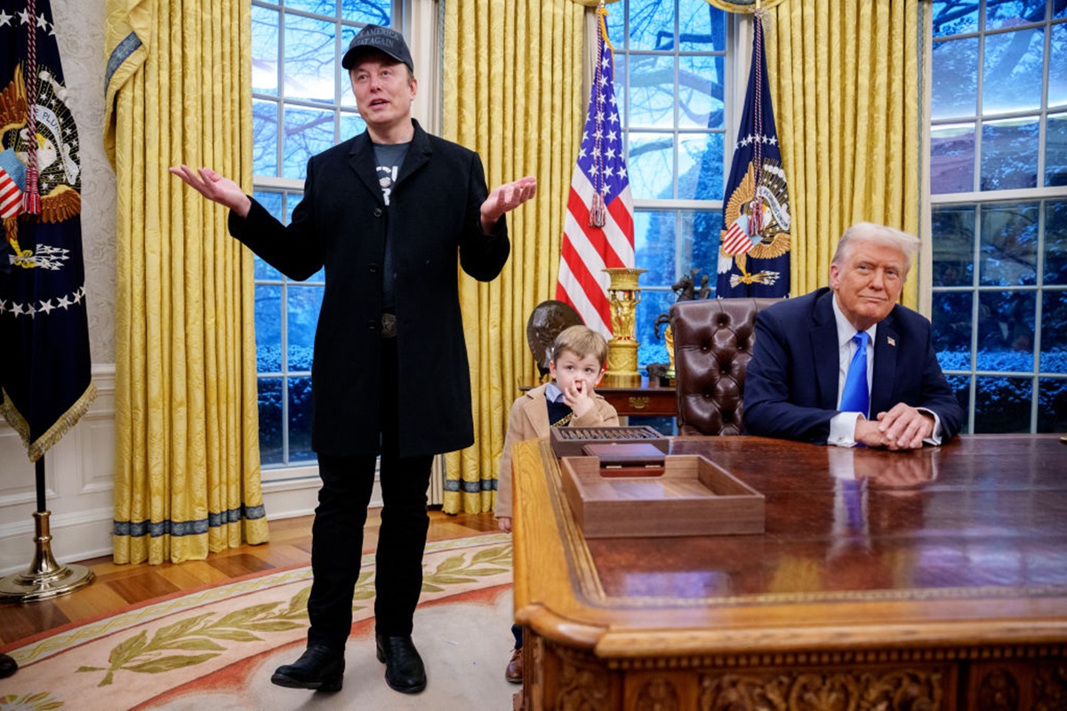 Imagem colorida de Donald Trump e Elon Musk