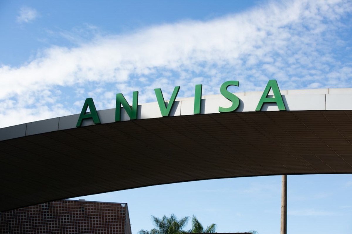 Anvisa suspende venda de suplementos para dor muscular e sono. Entenda