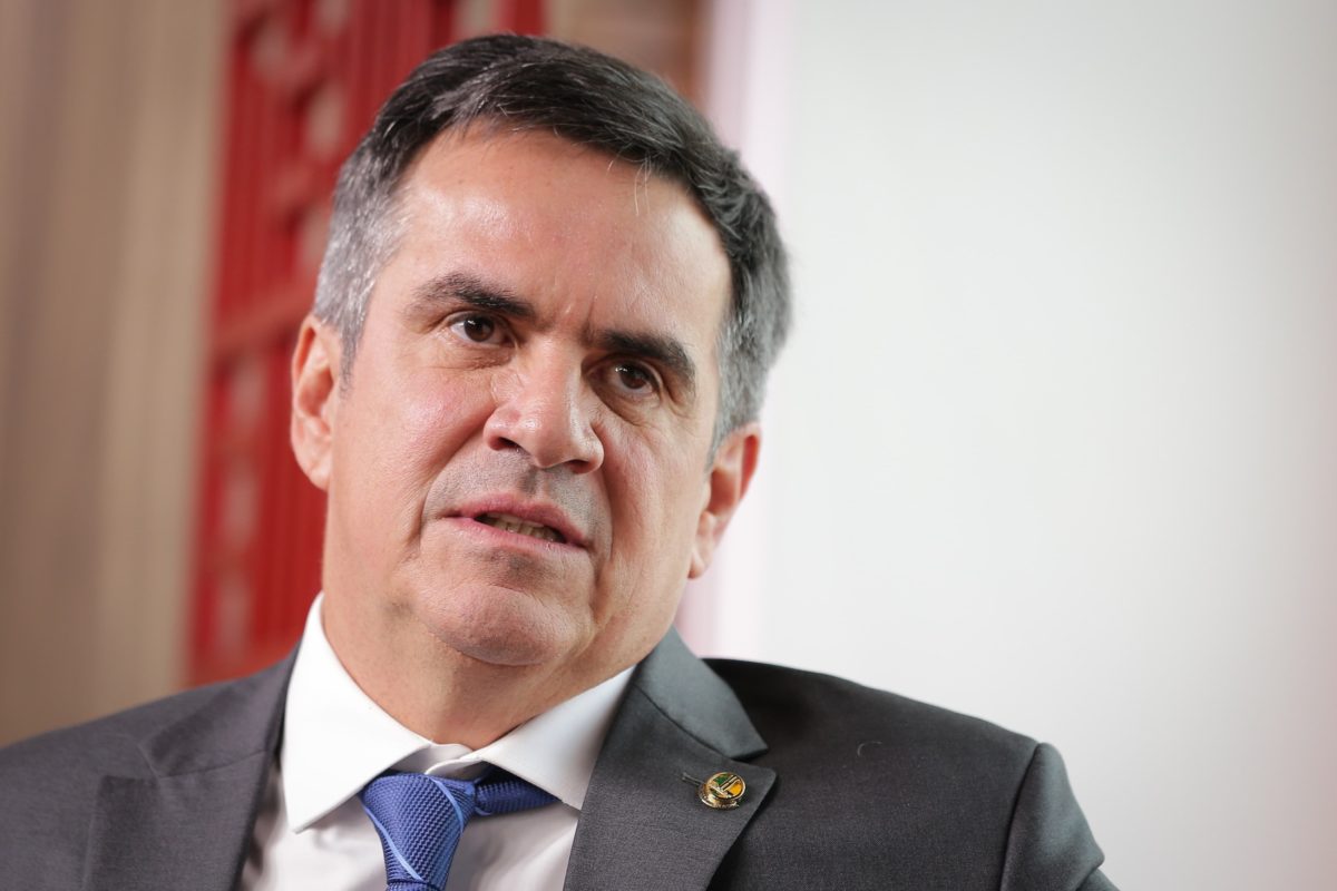 Ciro Nogueira: filhos de Bolsonaro têm de falar com o centro para 2026