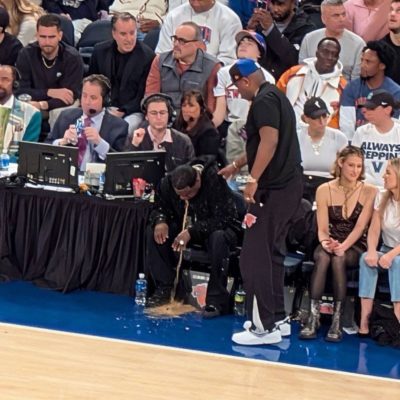 Foto colorida de Tracy Morgan vomitando - Metrópoles