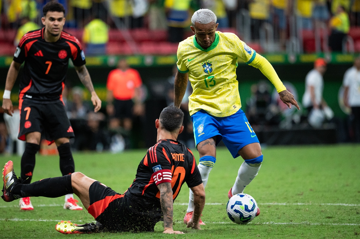 FIZEMOS HISTÓRIA! Flamengo quebra recorde de convocados em seleção brasileira deste século