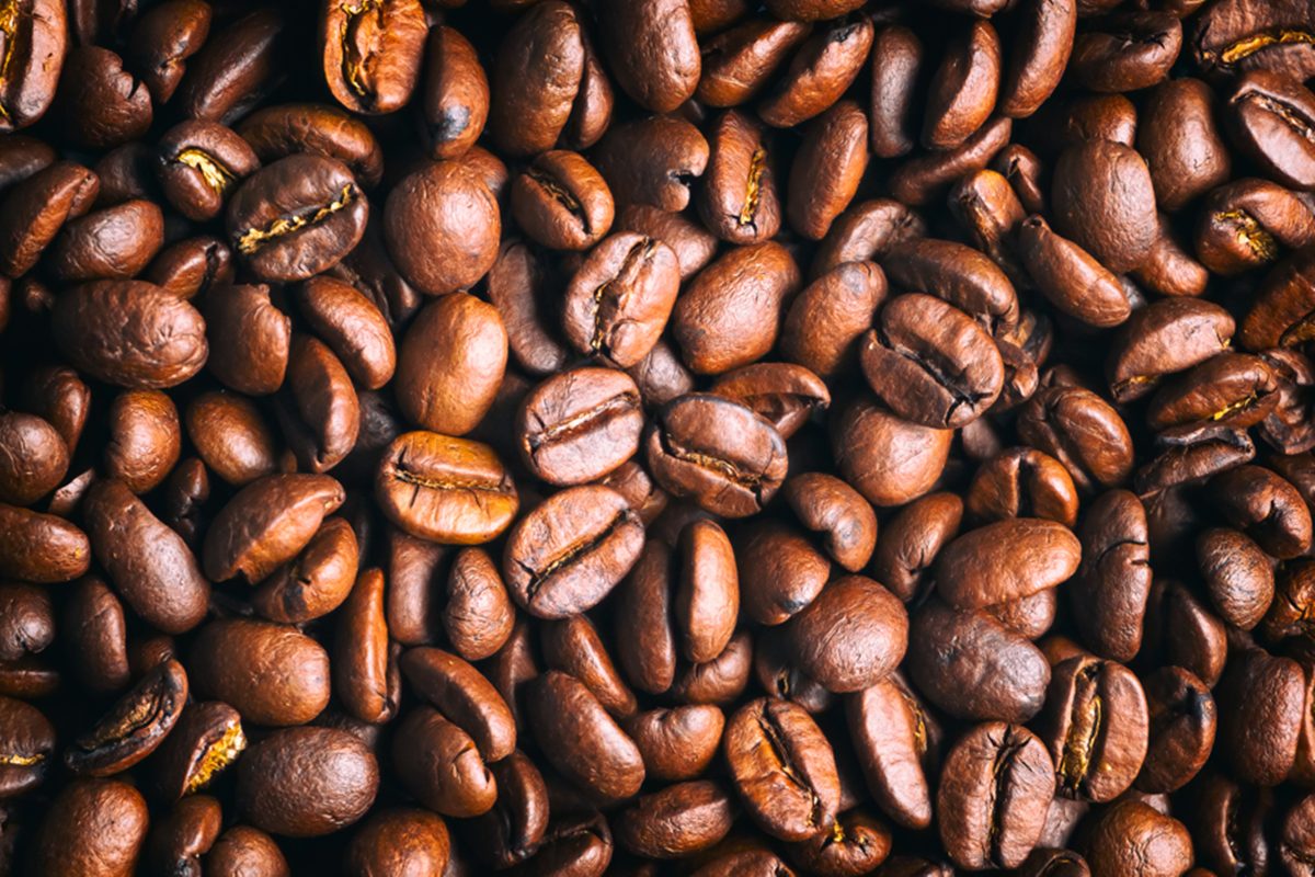 Brasileiros criam truque para transformar café ruim em bebida premiada