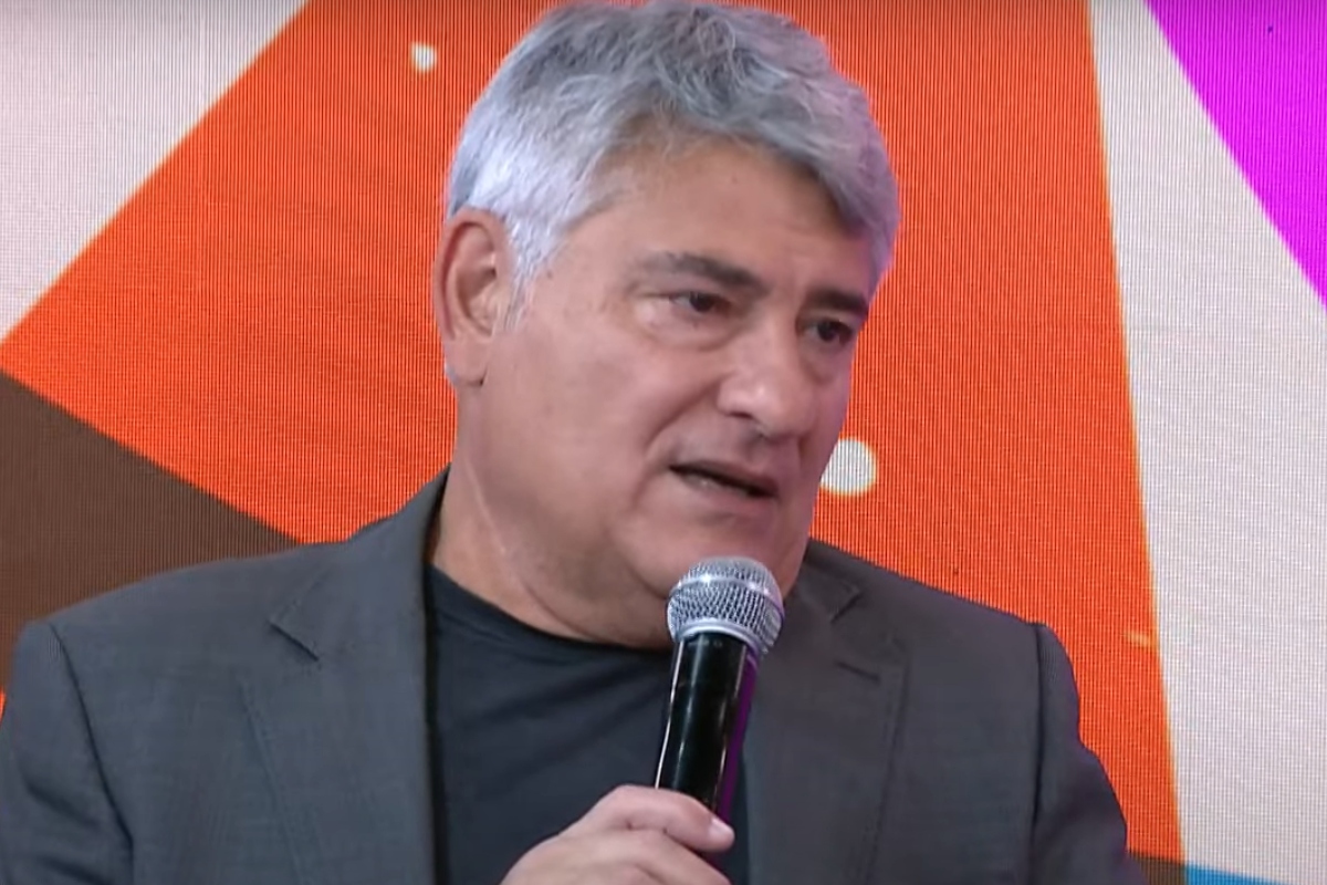 Cléber Machado Comete GAFE ÉPICA ao Vivo e Causa Tumulto na Record!