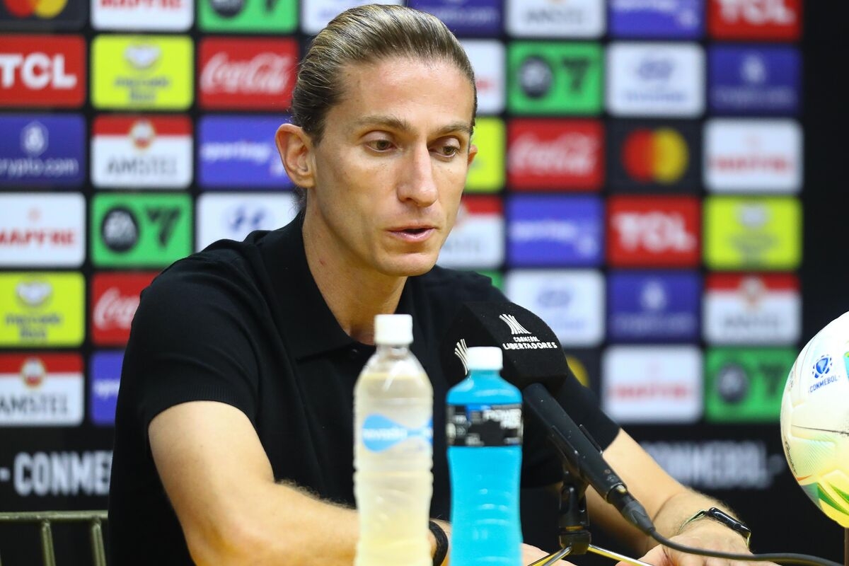 Filipe Luís cita “erro fatal” e falta de confiança: “Me preocupa”