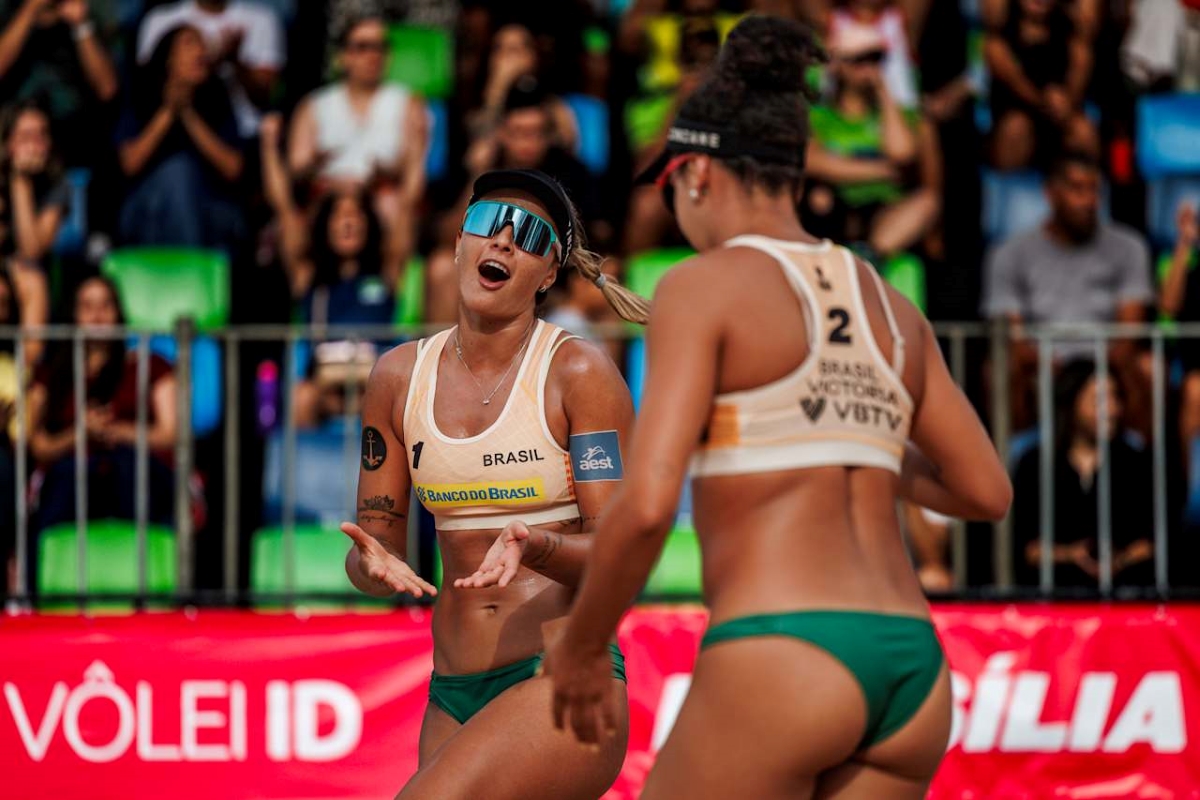 Brasil começa bem no 1º dia do Circuito Mundial de Vôlei de Praia