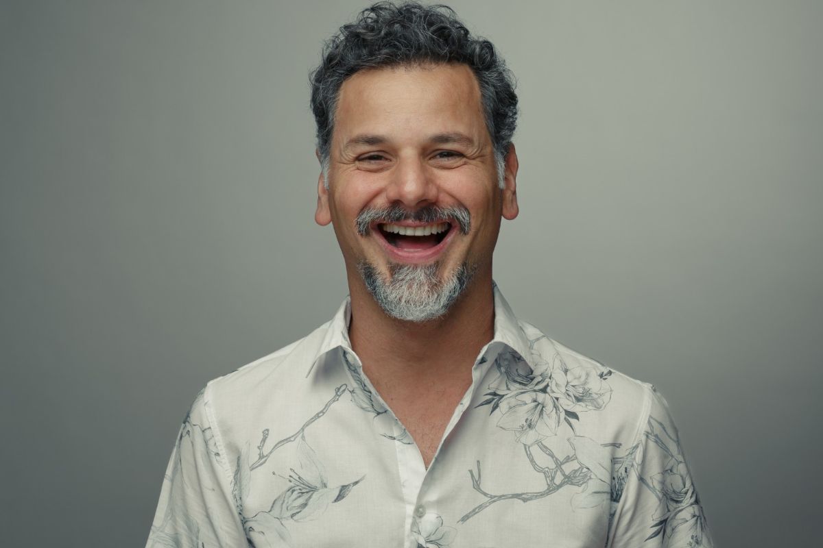 Munir Kanaan fala sobre teatro, cinema e a paixão por contar histórias