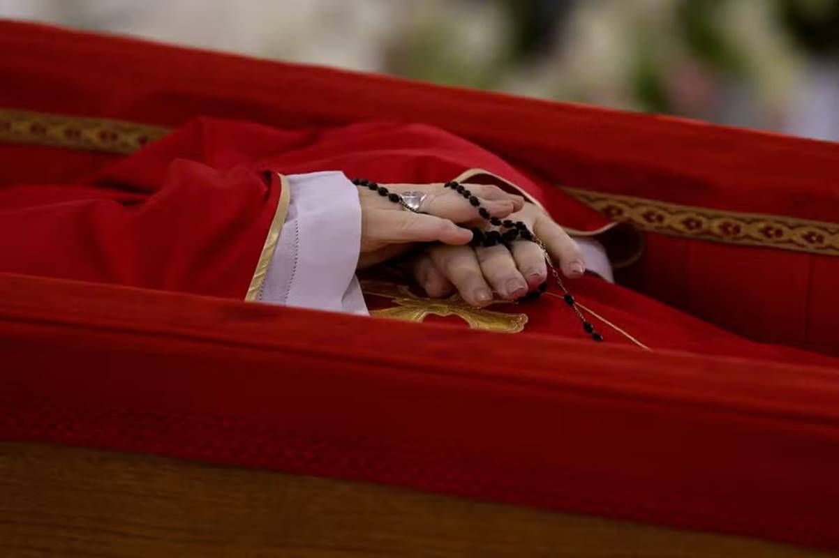 Veja quais autoridades confirmaram ida ao funeral de papa Francisco