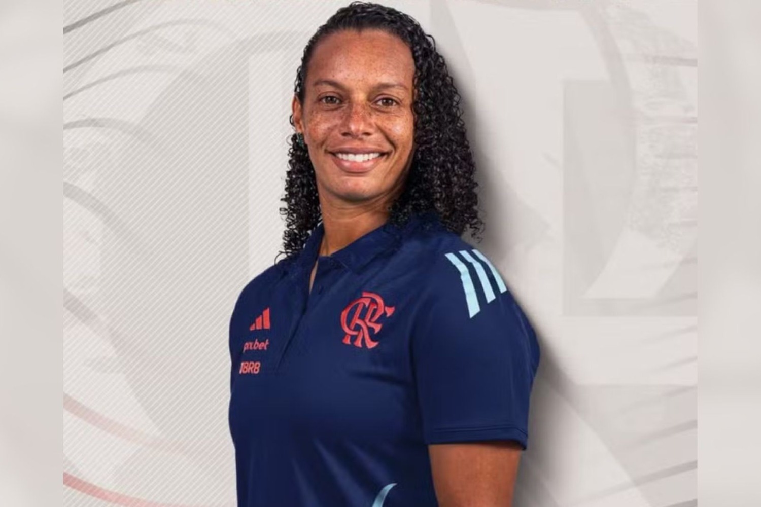 Flamengo anuncia primeira treinadora de futebol na história do clube
