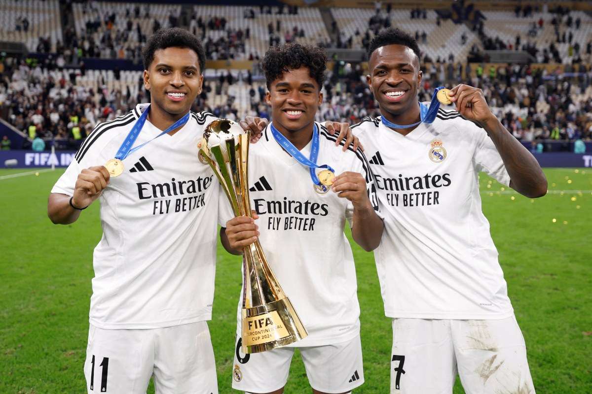 Atacante brasileiro negocia renovação com o Real Madrid; saiba quem