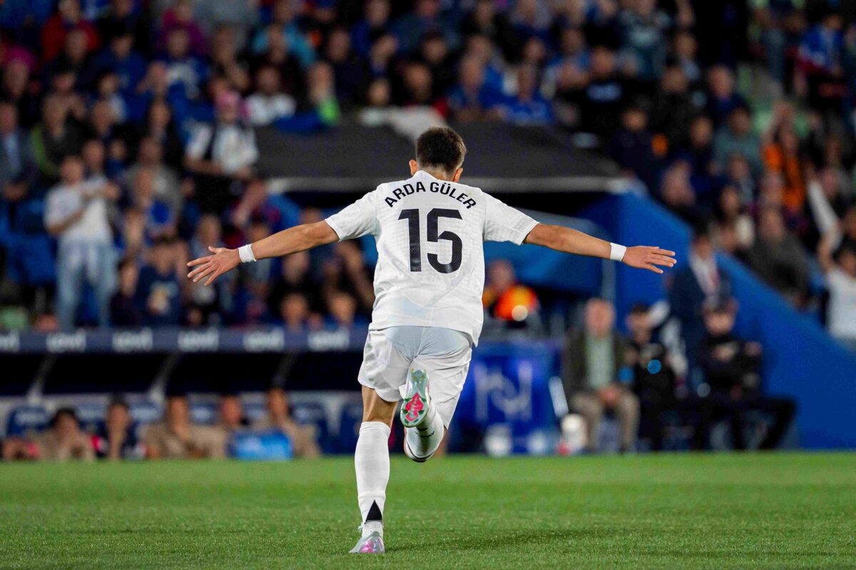 Real Madrid vence e diminui vantagem para o líder Barcelona. Veja gol