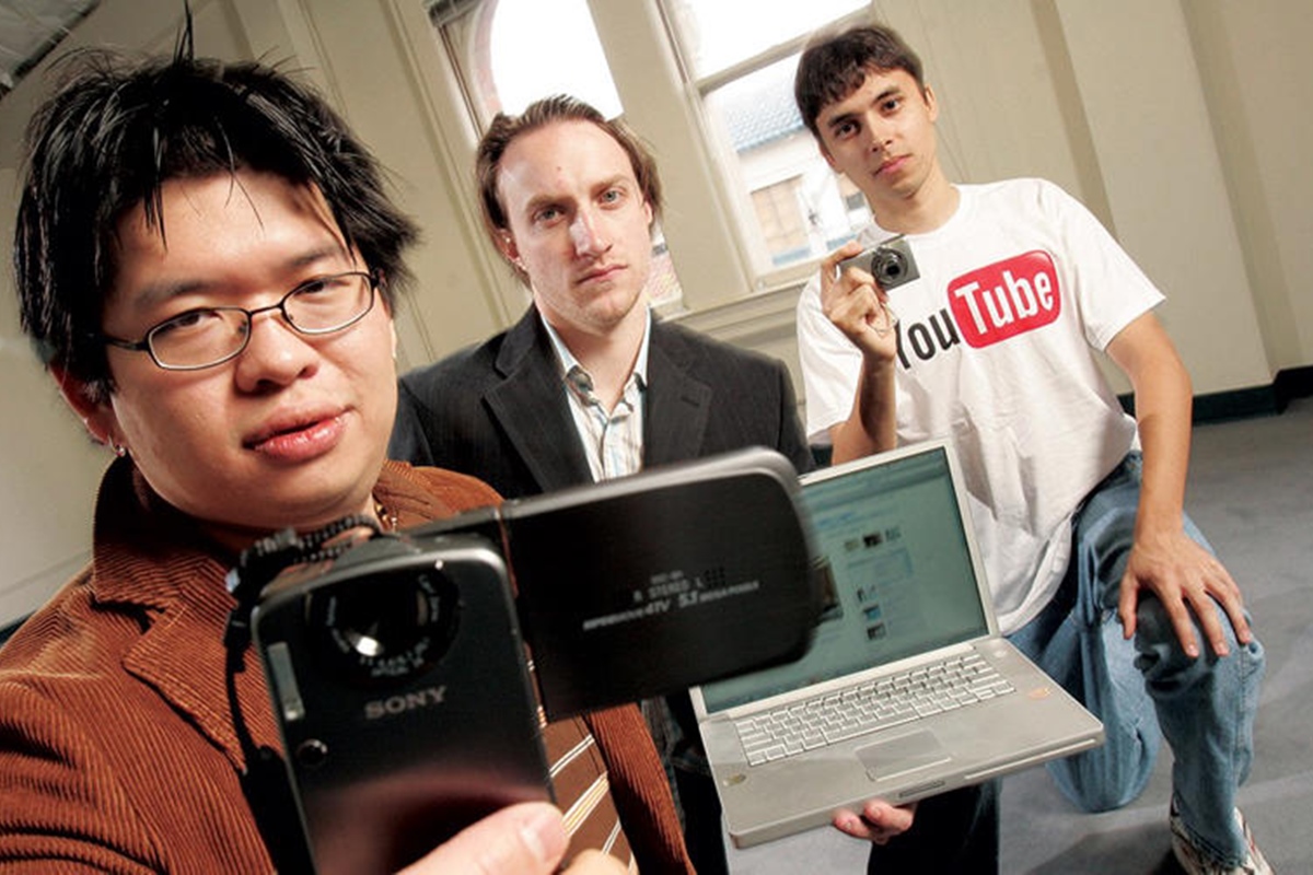 Conheça a história do primeiro vídeo publicado no YouTube, que completou 20 anos