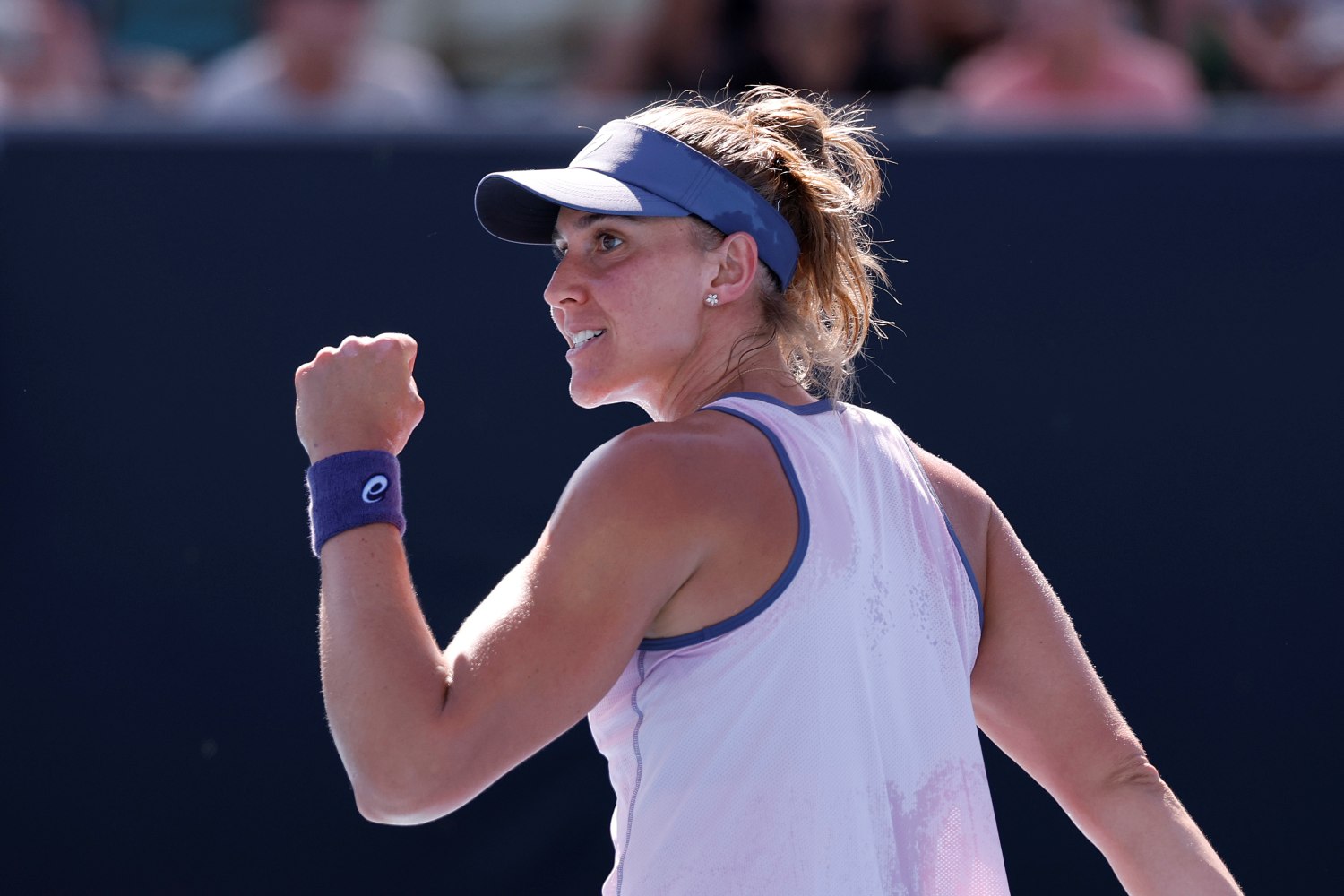 Bia Haddad vence de virada e avança no Masters 1000 de Madrid