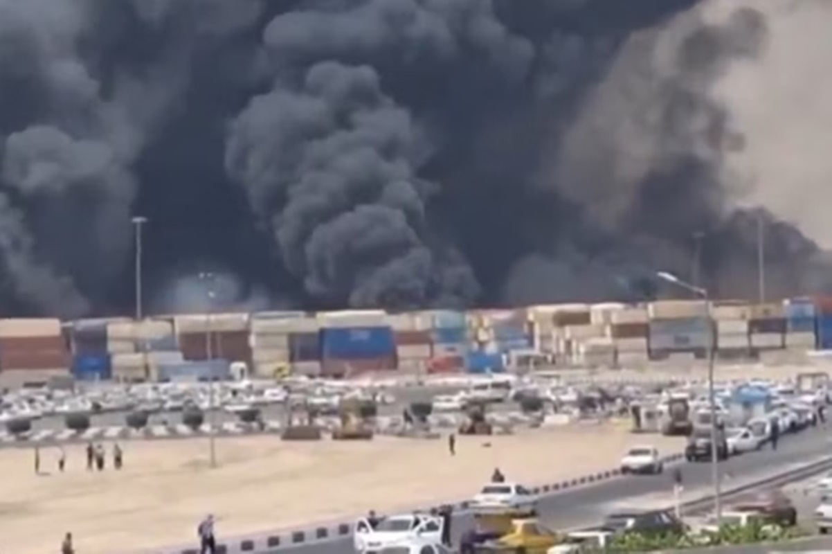 Explosão em porto do Irã já registra 14 mortos e mais de 700 feridos