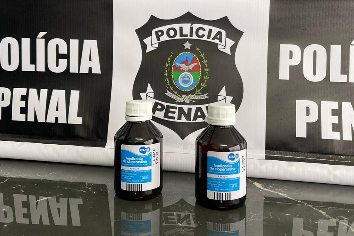 Falso xarope: visitante tenta entrar com cocaína líquida em presídio