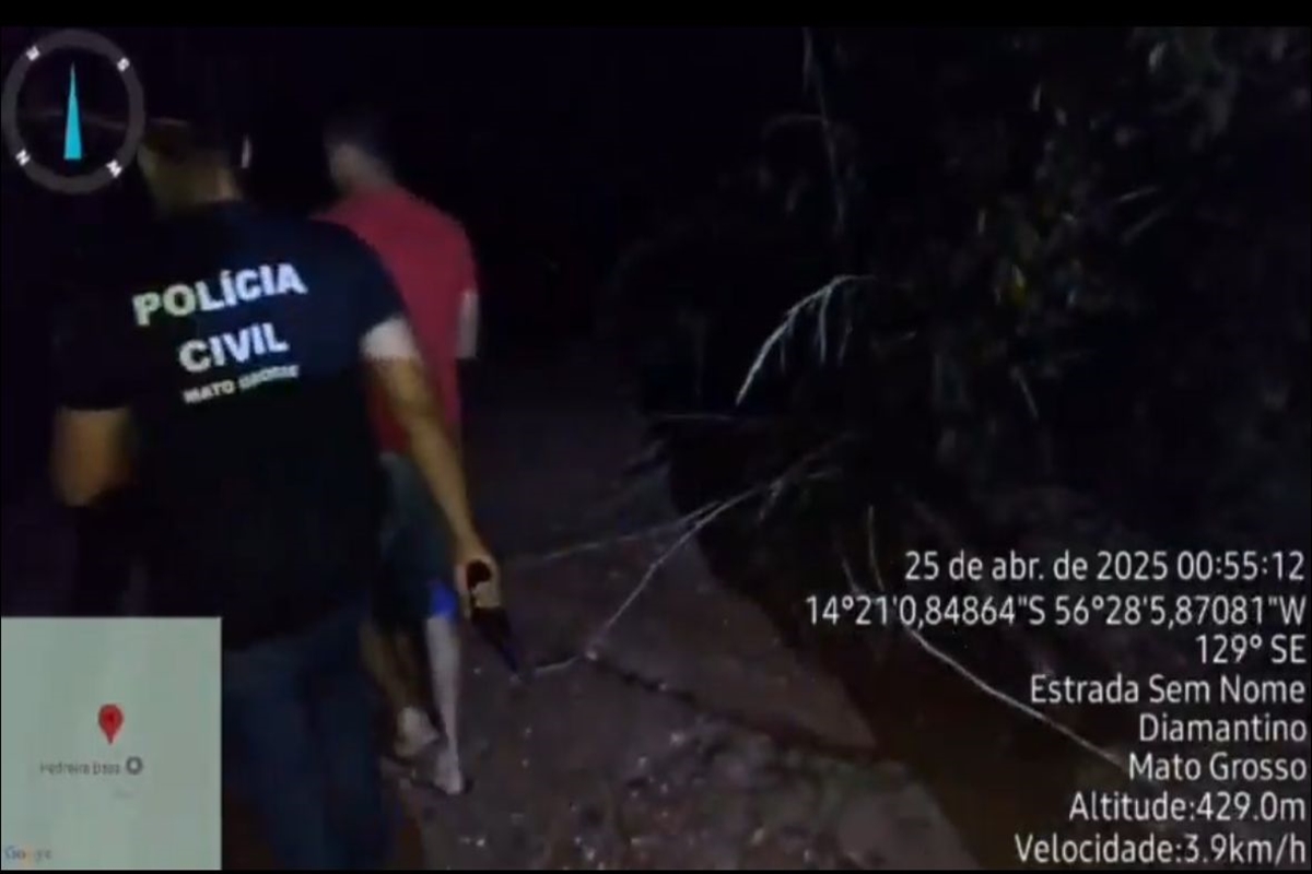 Vídeo mostra momento em que polícia acha corpo de jovem morta em MT