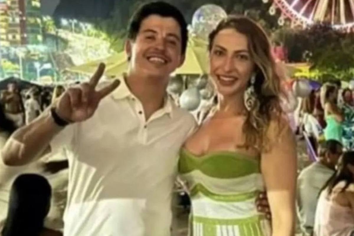 Casal morre atropelado depois de sair do carro para trocar pneu em SC