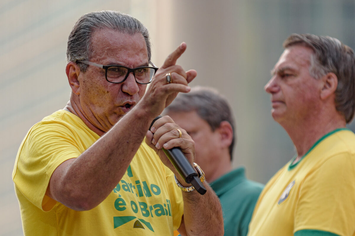 Vídeo: “Ao STF, compete julgar”, alfineta Malafaia em ato pró-anistia