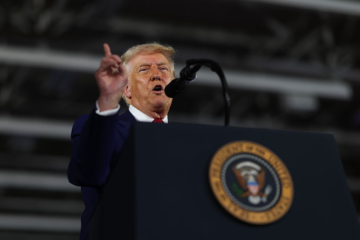 “Taxa das blusinhas” de Trump entra em vigor nesta sexta-feira (2/5)