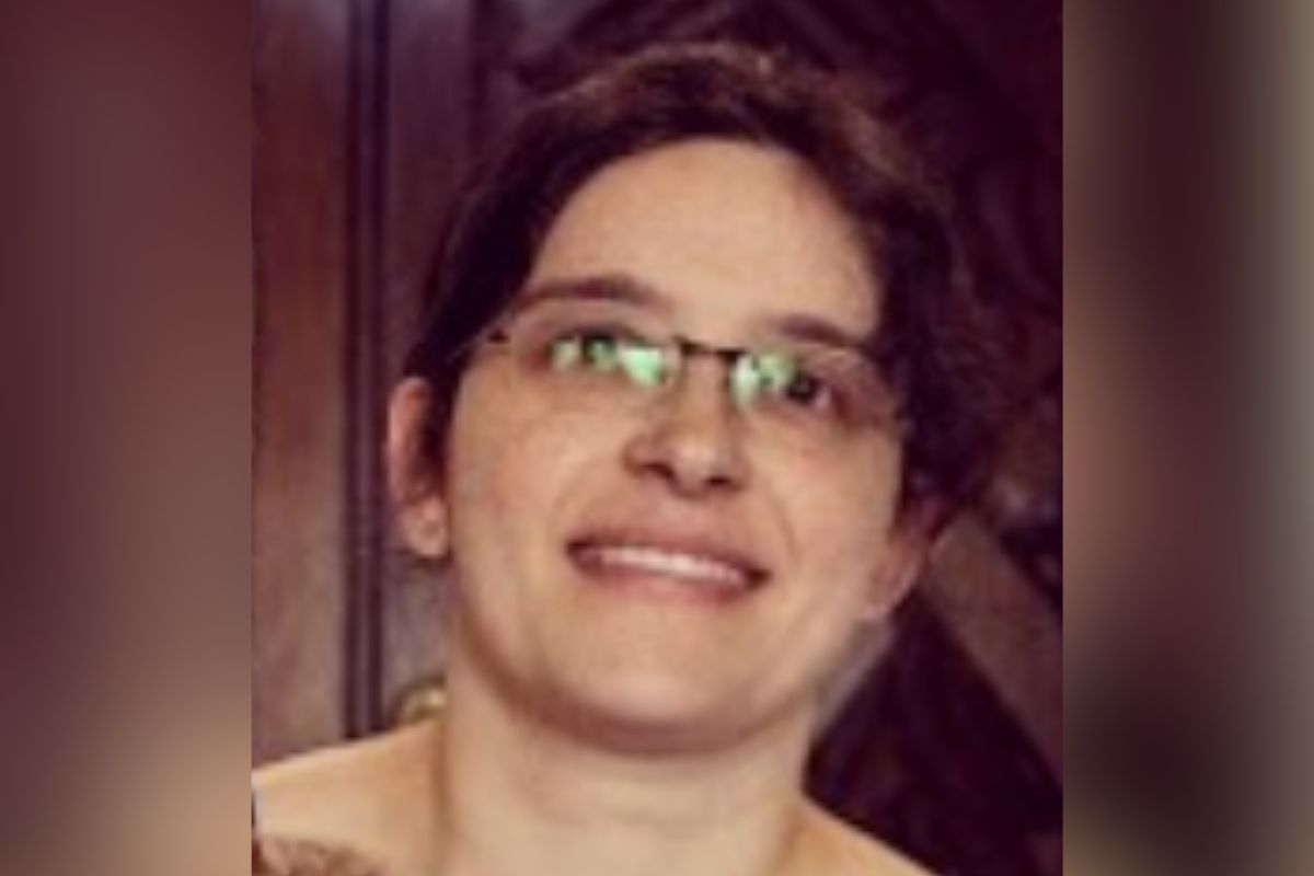 Professora estava a caminho de socorrer esposa antes de ser morta