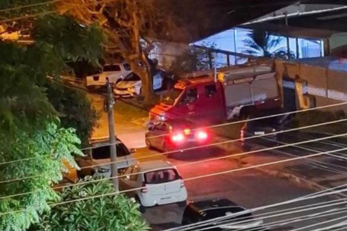 Armado, policial penal em surto faz mulher refém em casa no Gama
