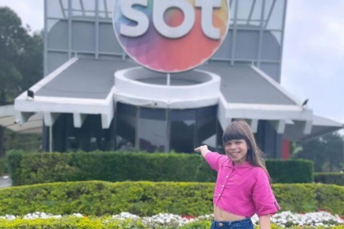 Milena Brandão, Atriz Mirim do SBT, Enfrenta Dificuldades de Saúde Após 12 Paradas Cardíacas