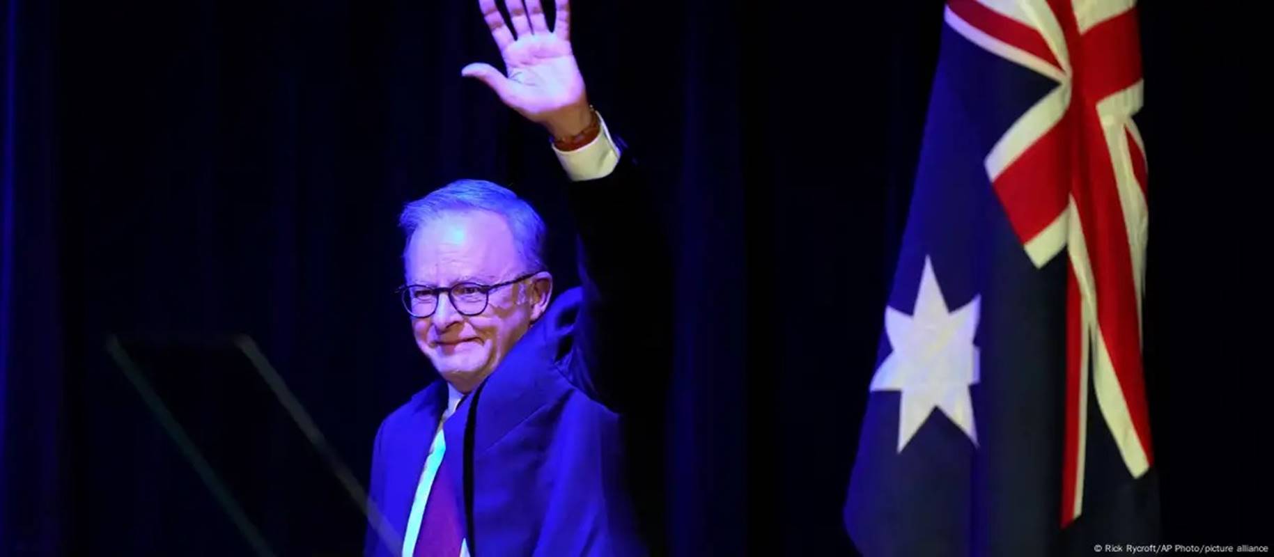 Austrália: esquerda reelege premiê em meio a onda anti-Trump