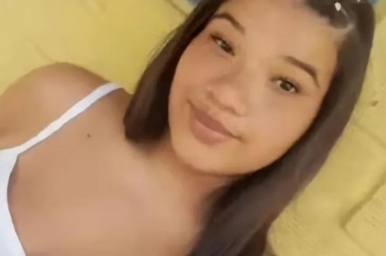 Adolescente que sumiu ao sair da escola é achada morta em fossa