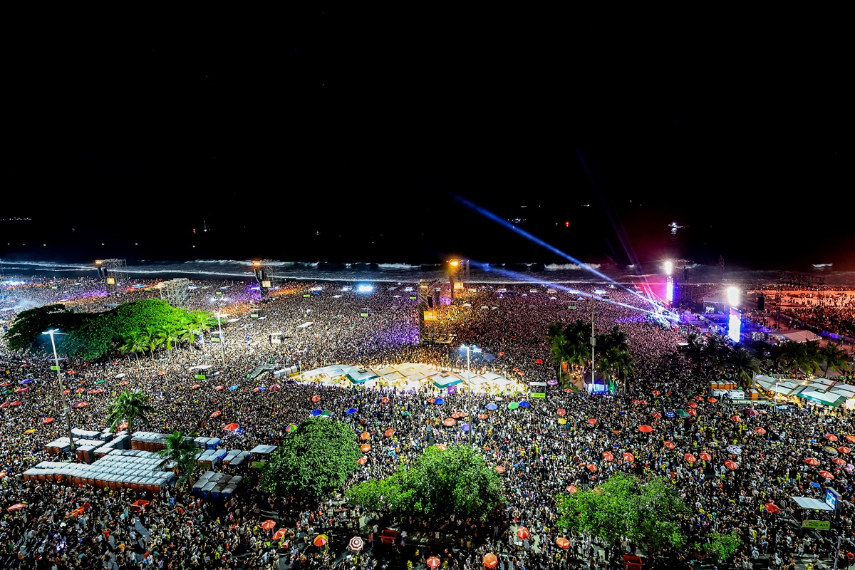Lady Gaga no Rio: acompanhe o show da artista em Copacabana