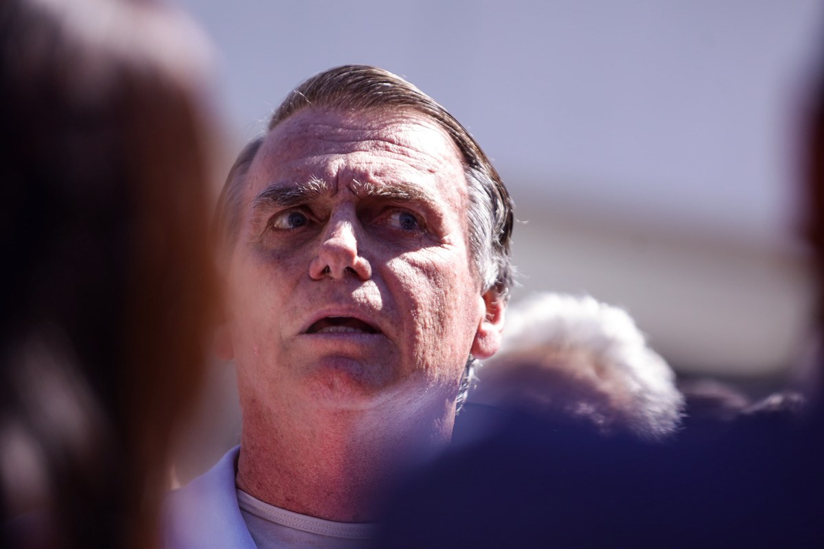 Bolsonaro está proibido de sair de casa aos finais de semana
