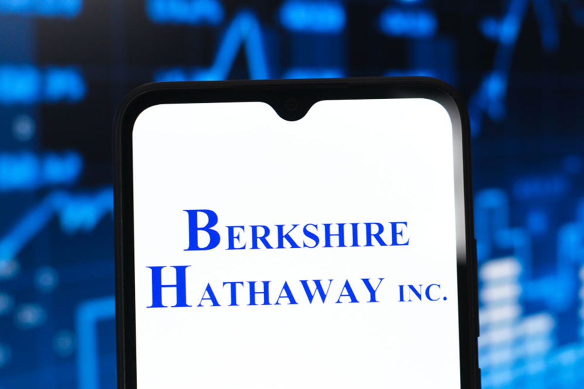 Ações da Berkshire derretem com incertezas sobre futuro sem Buffett