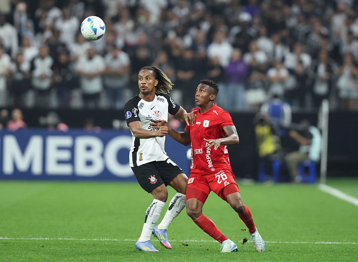Corinthians sai na frente, mas cede empate ao América de Cali