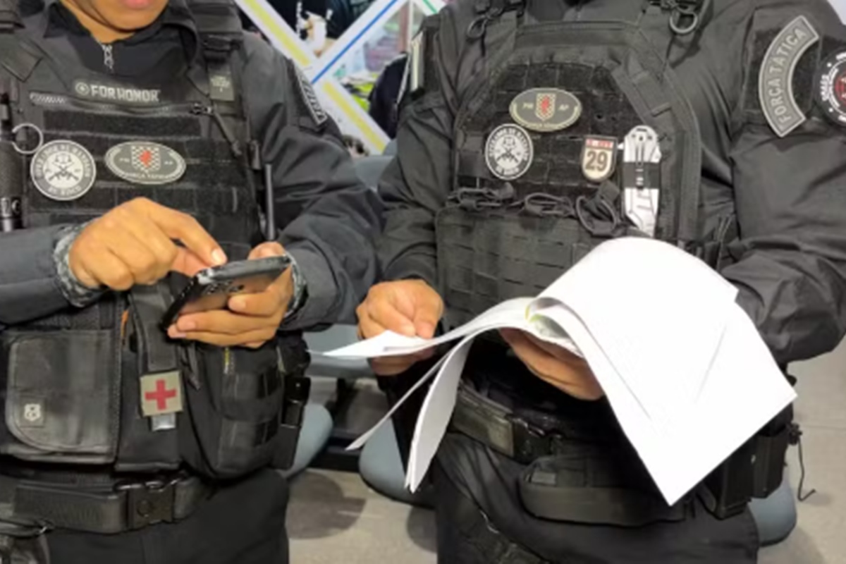Casal é preso após movimentar R$ 7 milhões para o Comando Vermelho