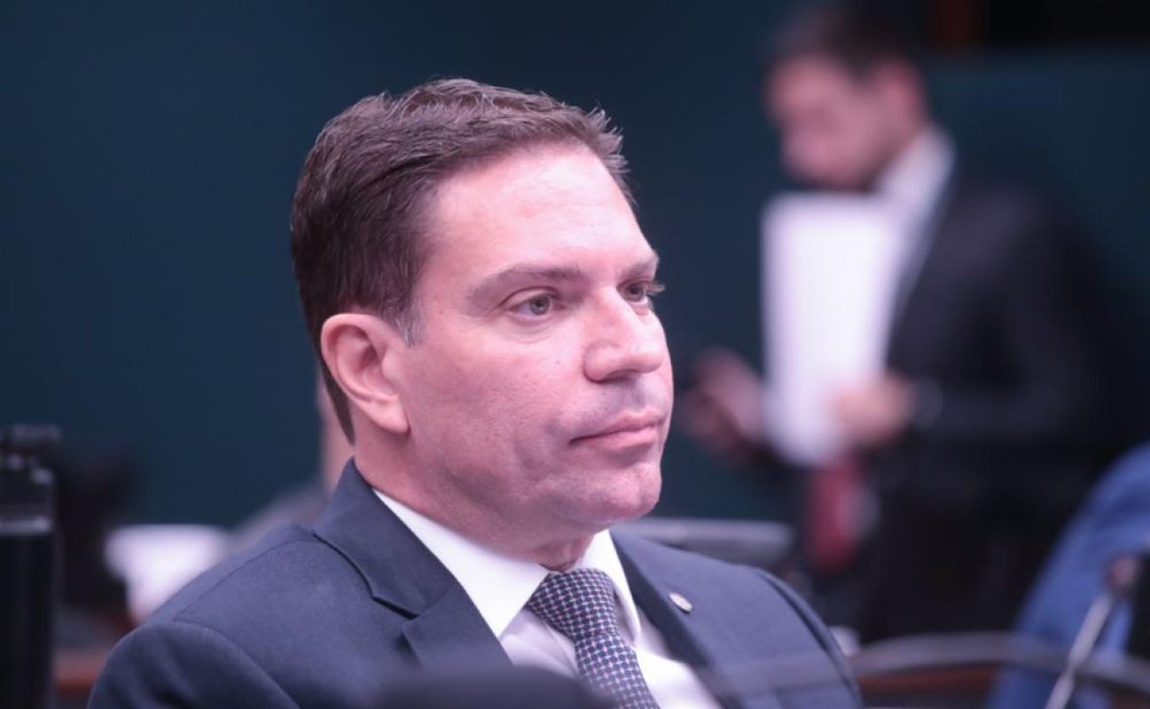 CCJ da Câmara aprova texto que pode parar ação contra Ramagem no STF