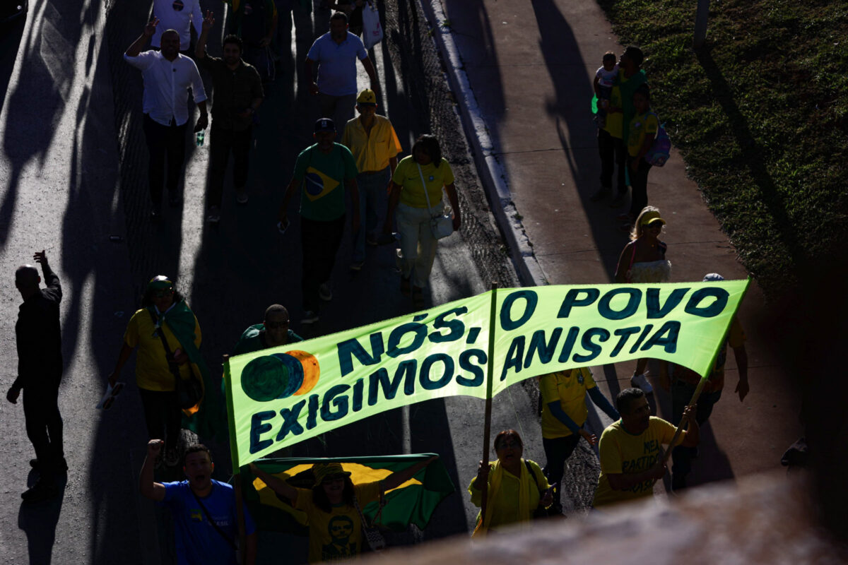 Bolsonaristas não veem a hora de se livrar do projeto da anistia