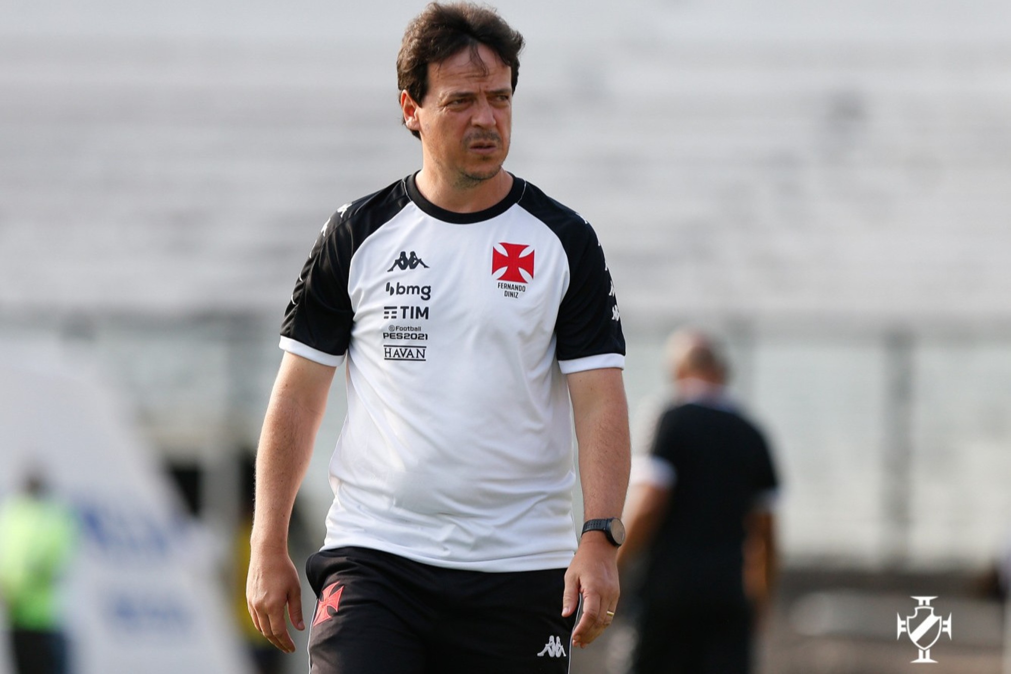 Fernando Diniz é anunciado como novo treinador do Vasco