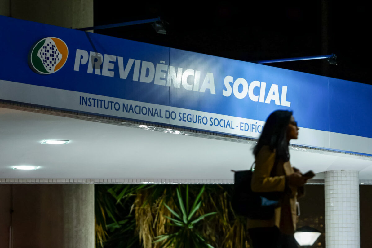 INSS: apenas 1,8% de 1,5 milhão de pessoas autorizaram descontos