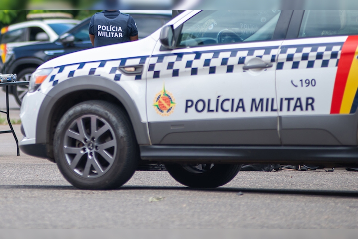 Homem assalta igreja no DF, rouba carro de mulher e foge para o Entorno