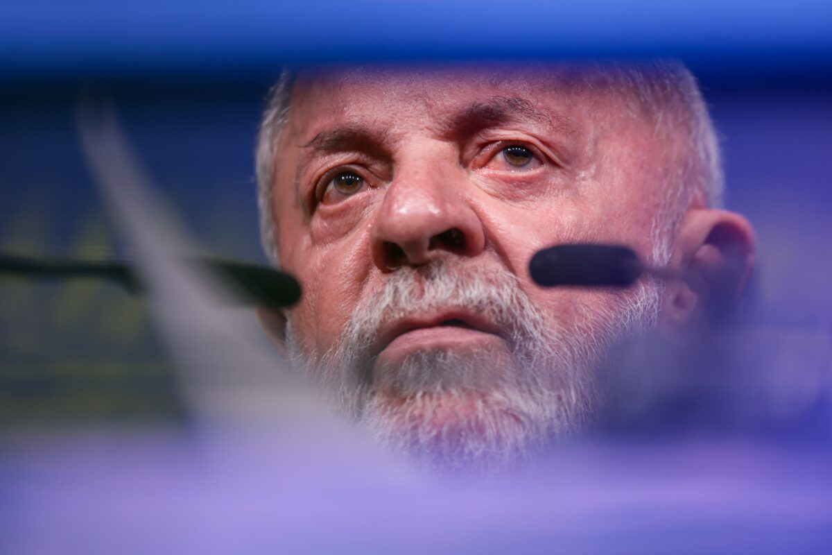 O que pedir a um político e o que não pedir porque ele não fará