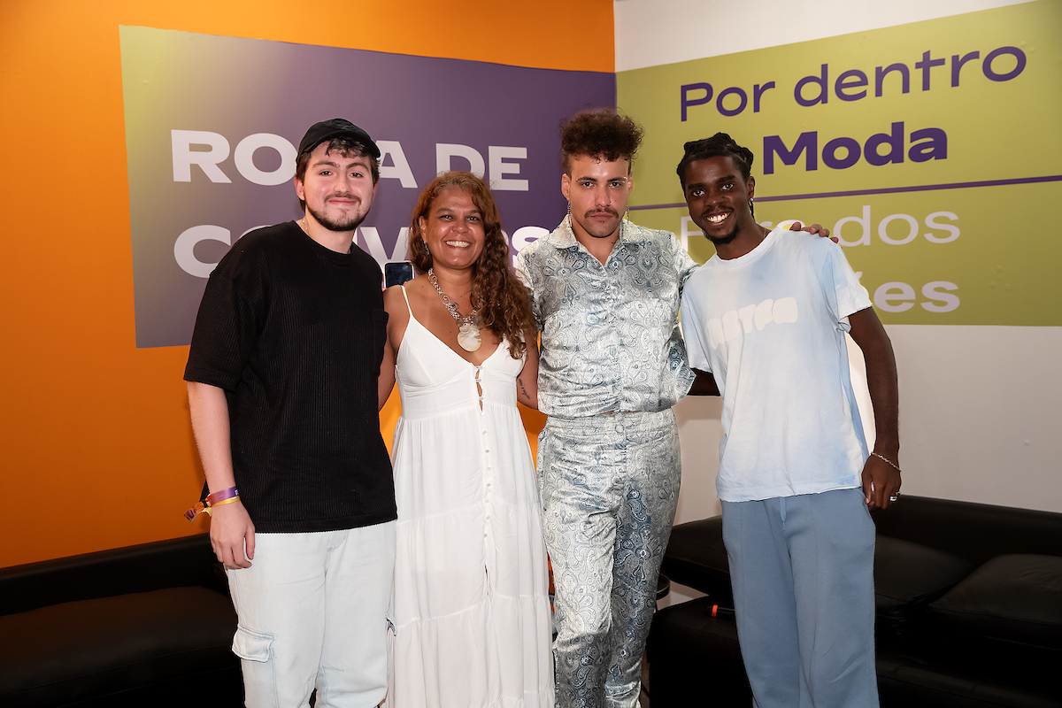 Imagem colorida dos participantes da roda de conversa do Metrópoles Fashion e Design 2025 