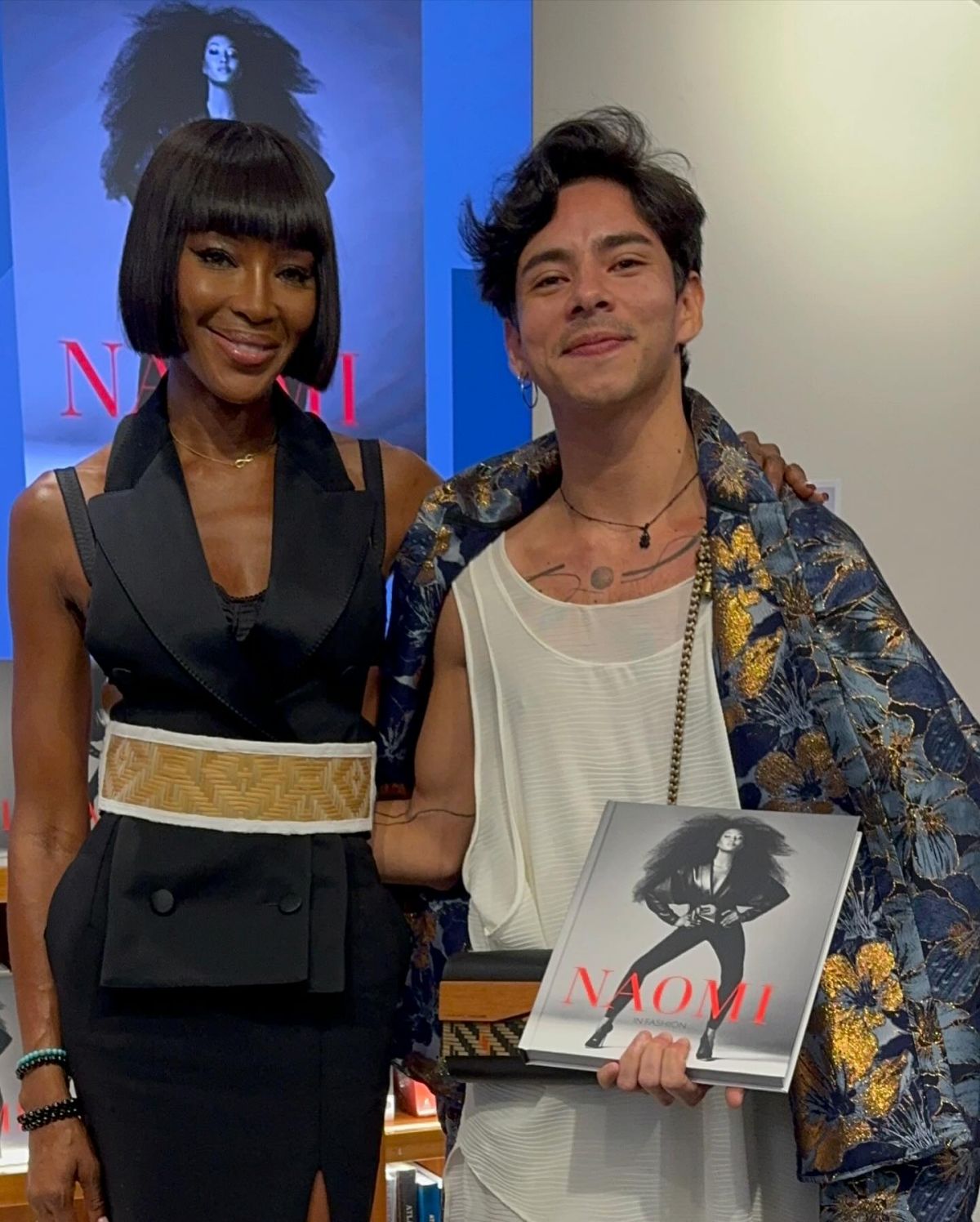Foto com cor. Maurício Duarte e Naomi Campbell - Metrópoles