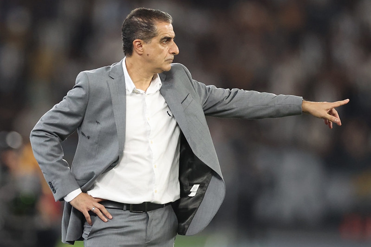 Renato Paiva é anunciado como novo treinador do Fortaleza