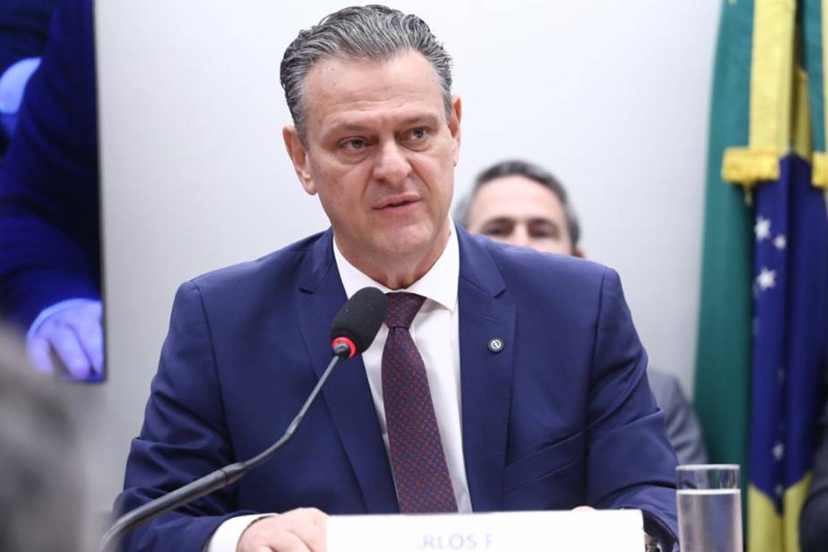 Fávaro defende solução rápida às taxas dos EUA: “Extrema importância”
