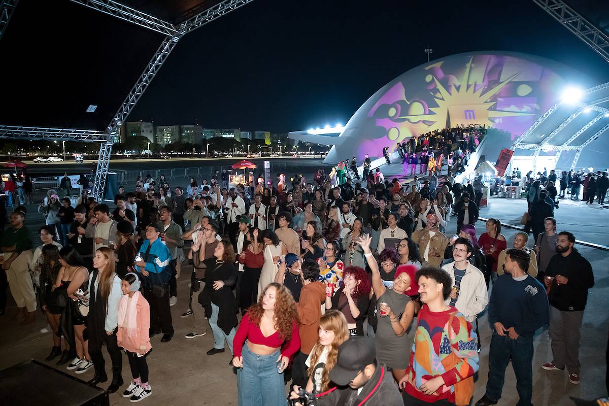 MFDF 2025 - Spectators enjoying the show at the Metropole