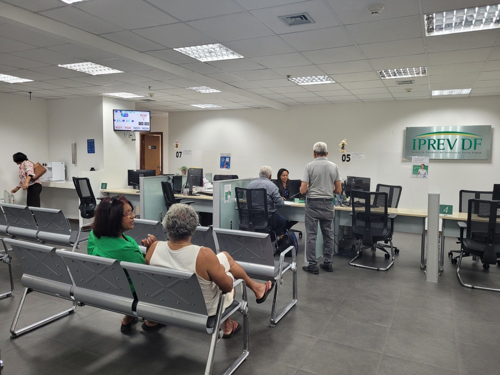 Urgente! MP Questiona Iprev-DF por Falhas Chocantes nas Avaliações de Servidores