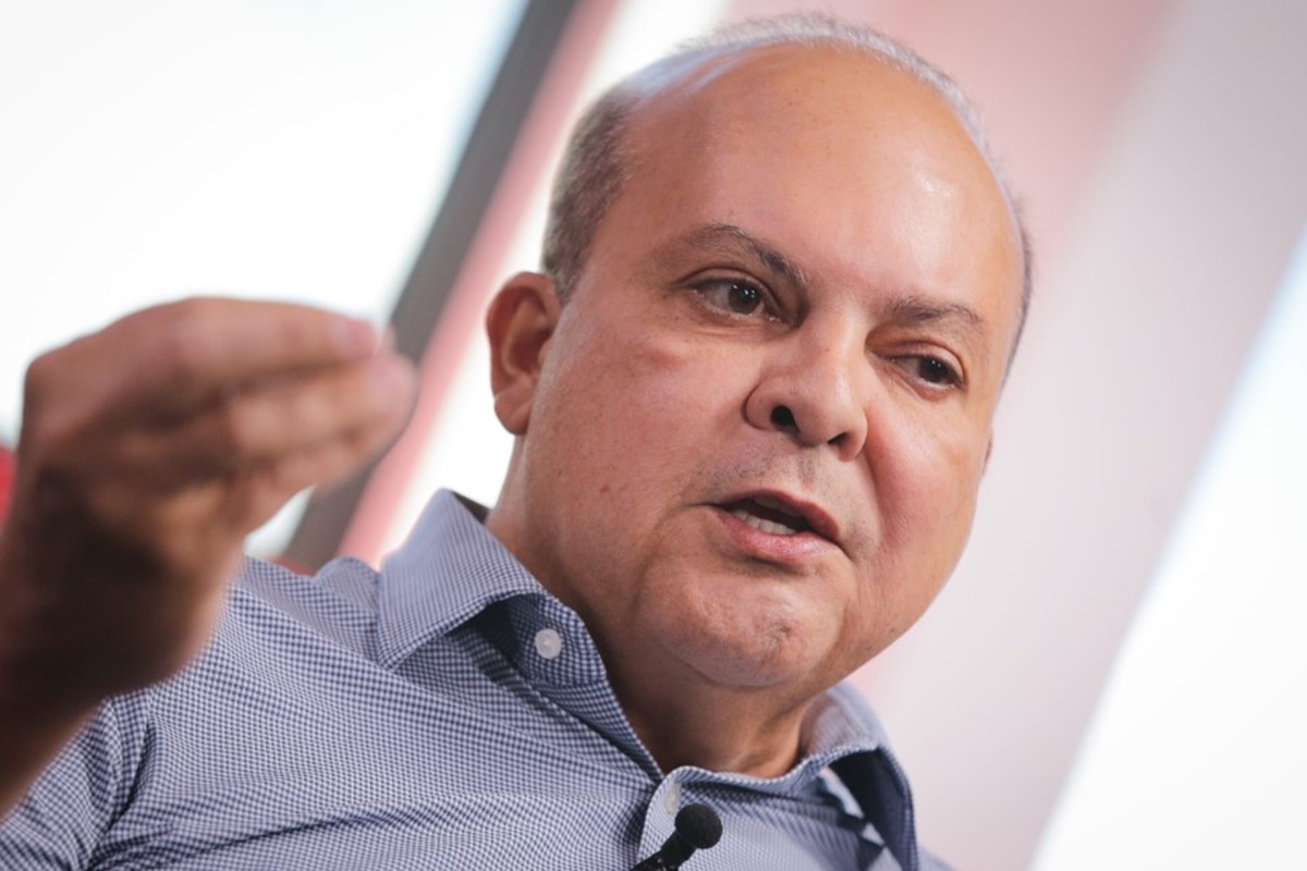 “Estamos no caminho certo”, diz Ibaneis após Cade aprovar compra do Master pelo BRB