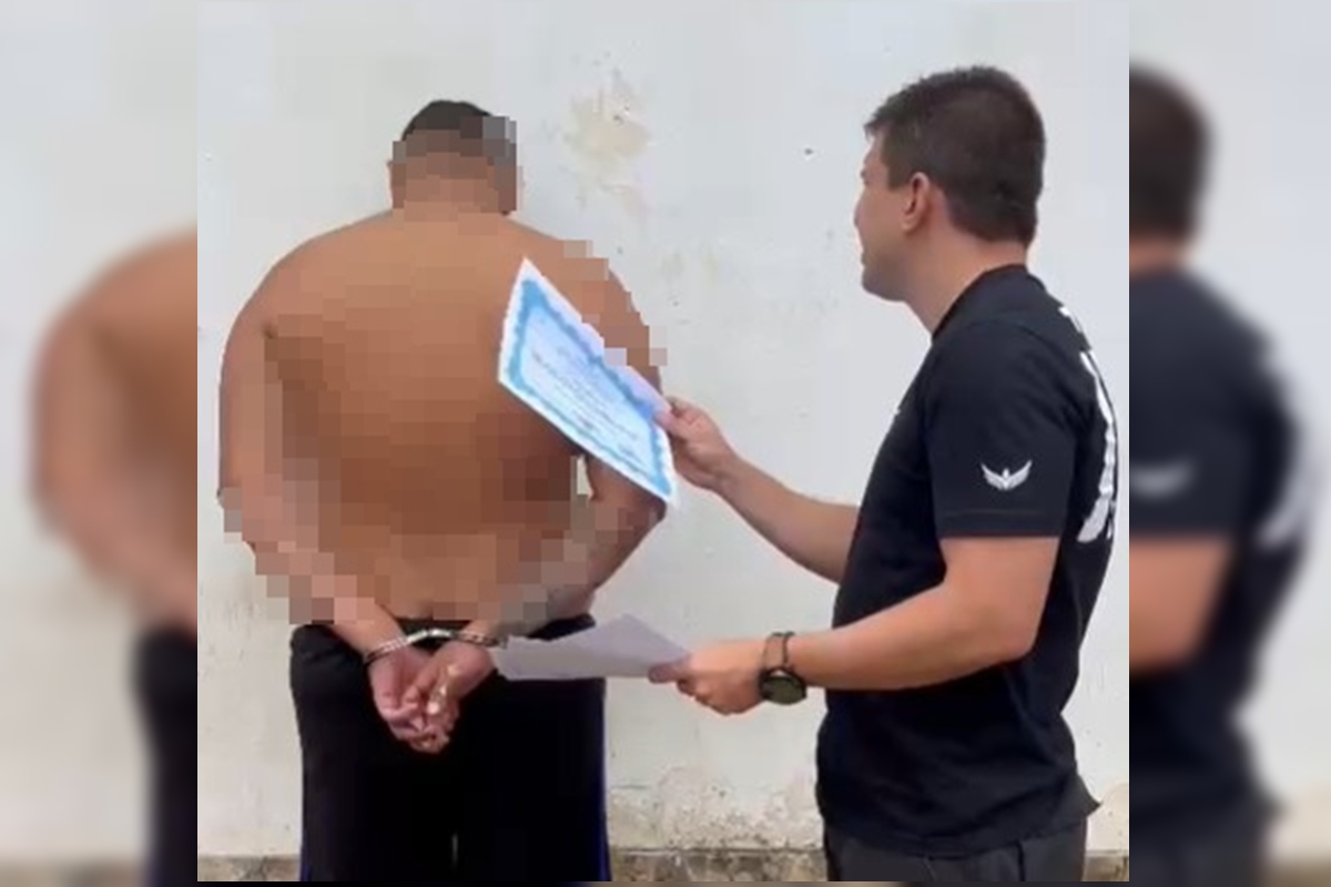Falsificador de diplomas que tabelava preços pelo WhatsApp é preso