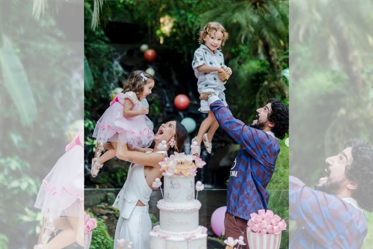 Thaila Ayala e Renato Góes posam com os filhos, Tereza e Francisco, no aniversário da caçula