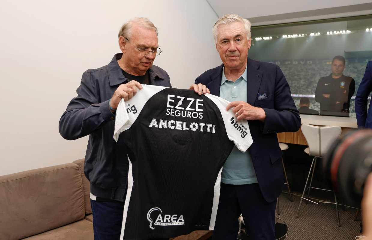 Vídeo: Carlo Ancelotti vai a jogo Corinthians pelo Brasileirão