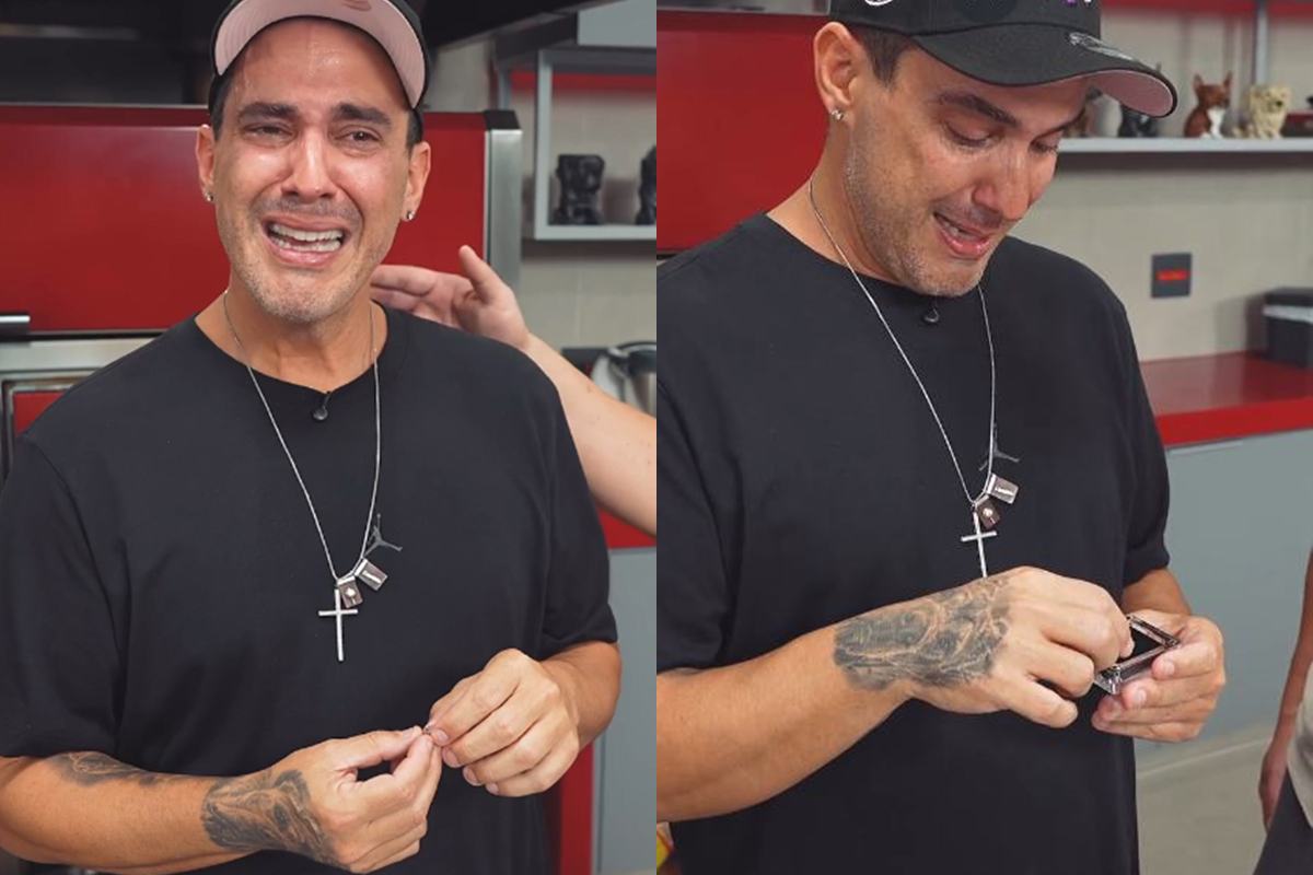 André Marques se emociona com joias feitas com cinzas de sua cachorra